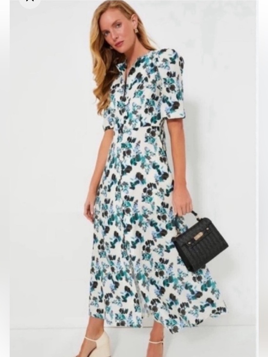 Tuckernuck Dresses & Skirts - Tuckernuck Floral Full Maxi Button Down Dress NWT Size Medium